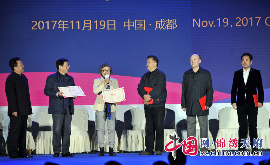 中国-东盟艺术学院在蓉成立 半个春晚的明星阵