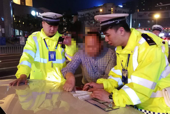 从4月1日至今，遂宁交警已查处28起酒驾交通违法行为