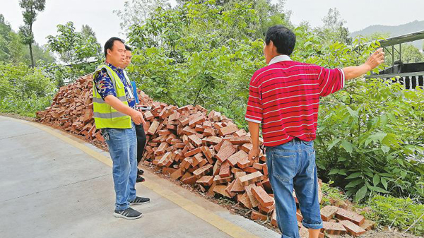 巴中市恩阳区：“路长”来了 管好乡村“致富路”