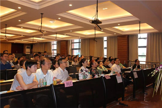 “成都市教育局2018年川剧艺术特色校工作总结会”在成都列五中学成功召开