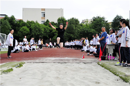 热情高昂物理饱满蜀城斗志合成第十六届中学高中学生的力举行图片