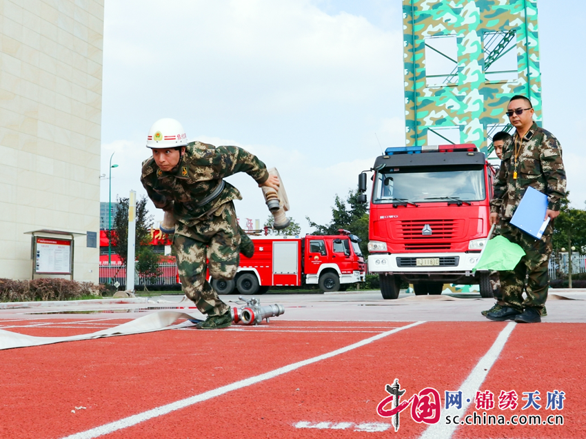 川中油氣礦消防大隊(duì)舉辦“119”宣傳日活動(dòng)暨崗位練兵技能競賽