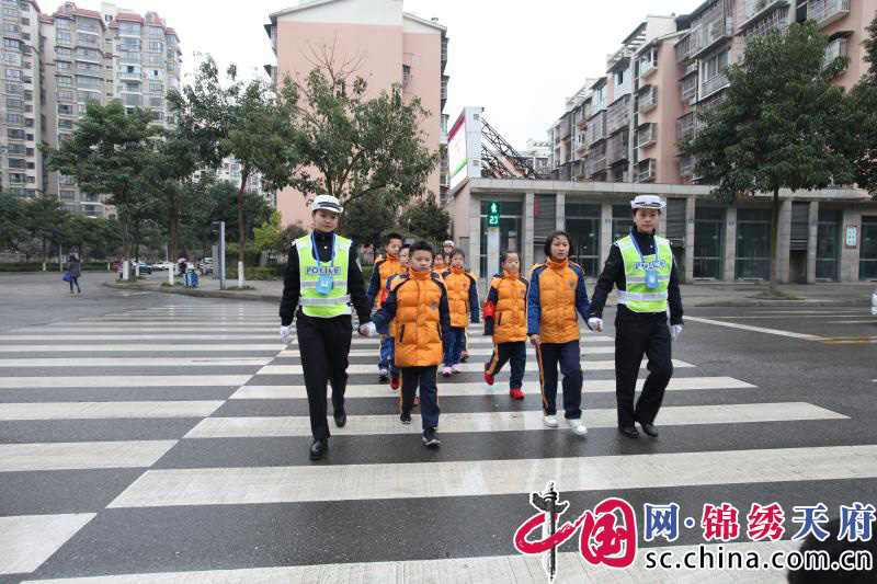 綻放在遂州大地上的鏗鏘玫瑰