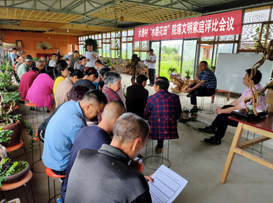 高坪镇有多少人口_浏阳市高坪镇:“三管齐下”助力贫困户脱贫奔小康