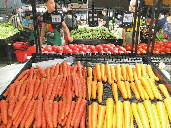 减少流通环节降低采购成本 成都这家菜市的菜价便宜近三成