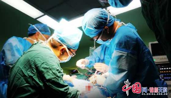 西充县人民医院成功为一患者实施椎管内肿瘤完整摘除手术