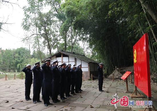 蓬溪县公安交警大队组织开展主题党日活动